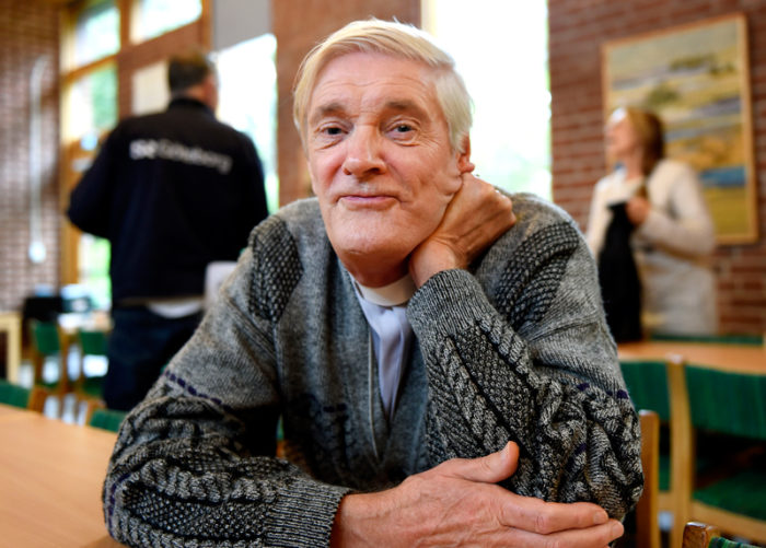 Claes Månsson, Lyrro