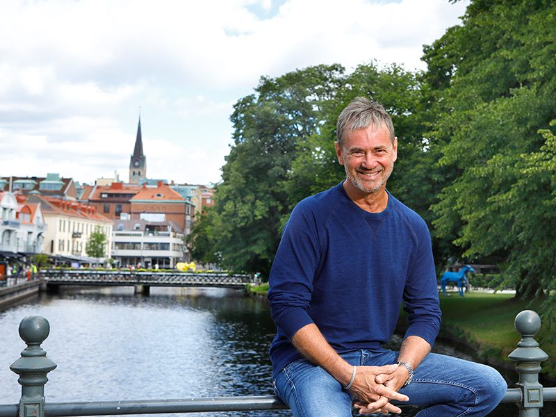 Christer Björkman hemma i Borås