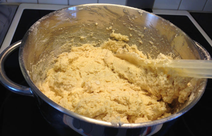 Kanelbullesockerkaka i långpanna