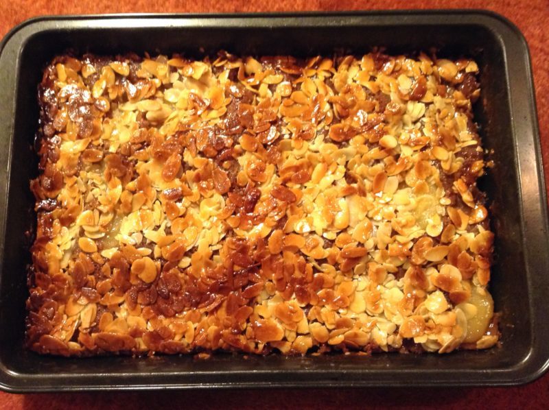 Kaneläppelkaka med vaniljtosca