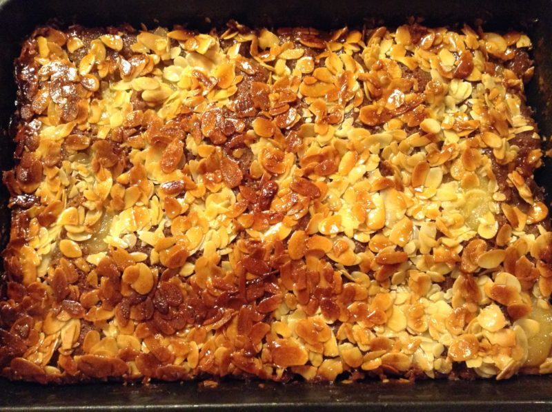 Kaneläppelkaka med vaniljtosca